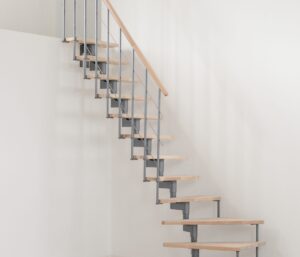 Scara pentru spatii mici Style Turn