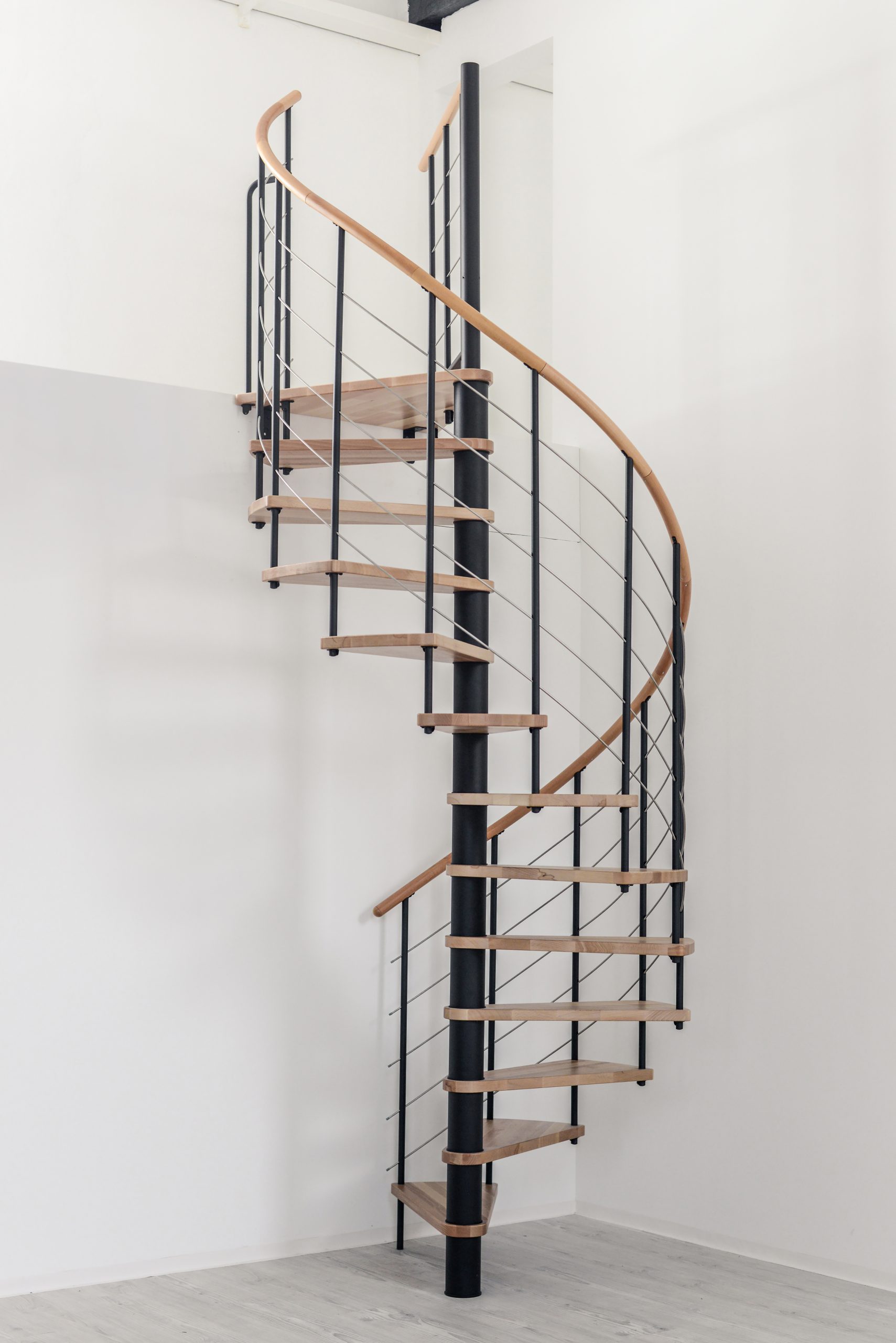 Venezia_Buche_Schwarz-1-scaled